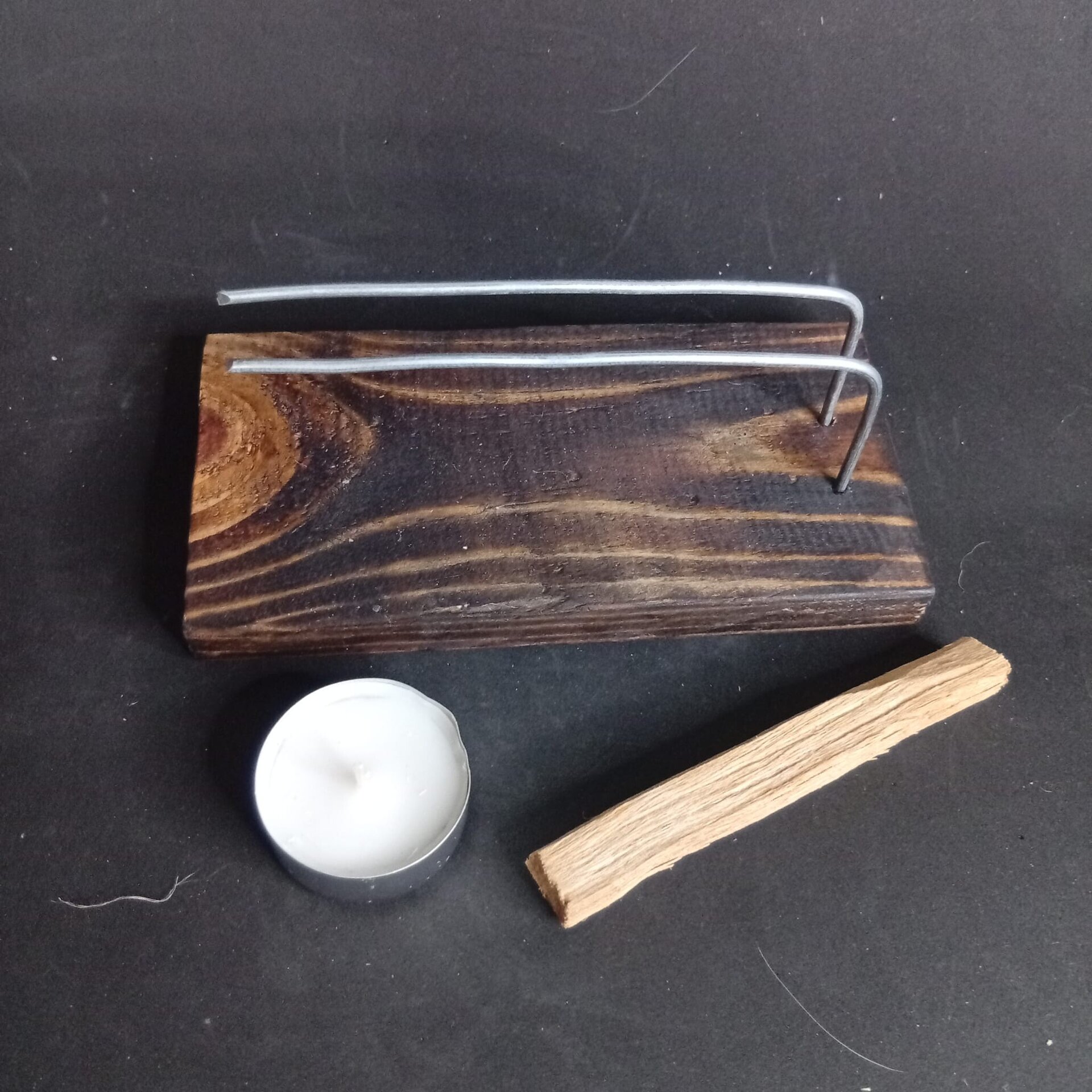Quemador Artesanal de Palo Santo con Vela y Palo Santo Incluido - 3