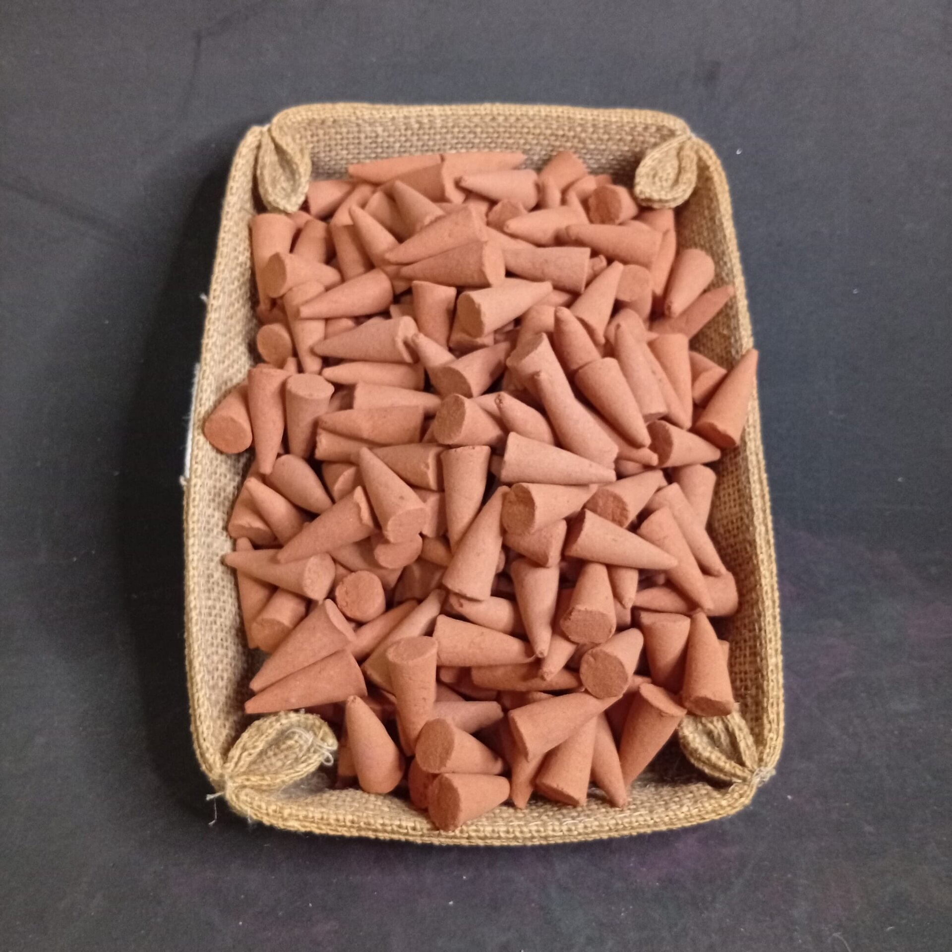 Incienso en Cono a Granel Ámbar – Aroma Cálido y Místico - 2