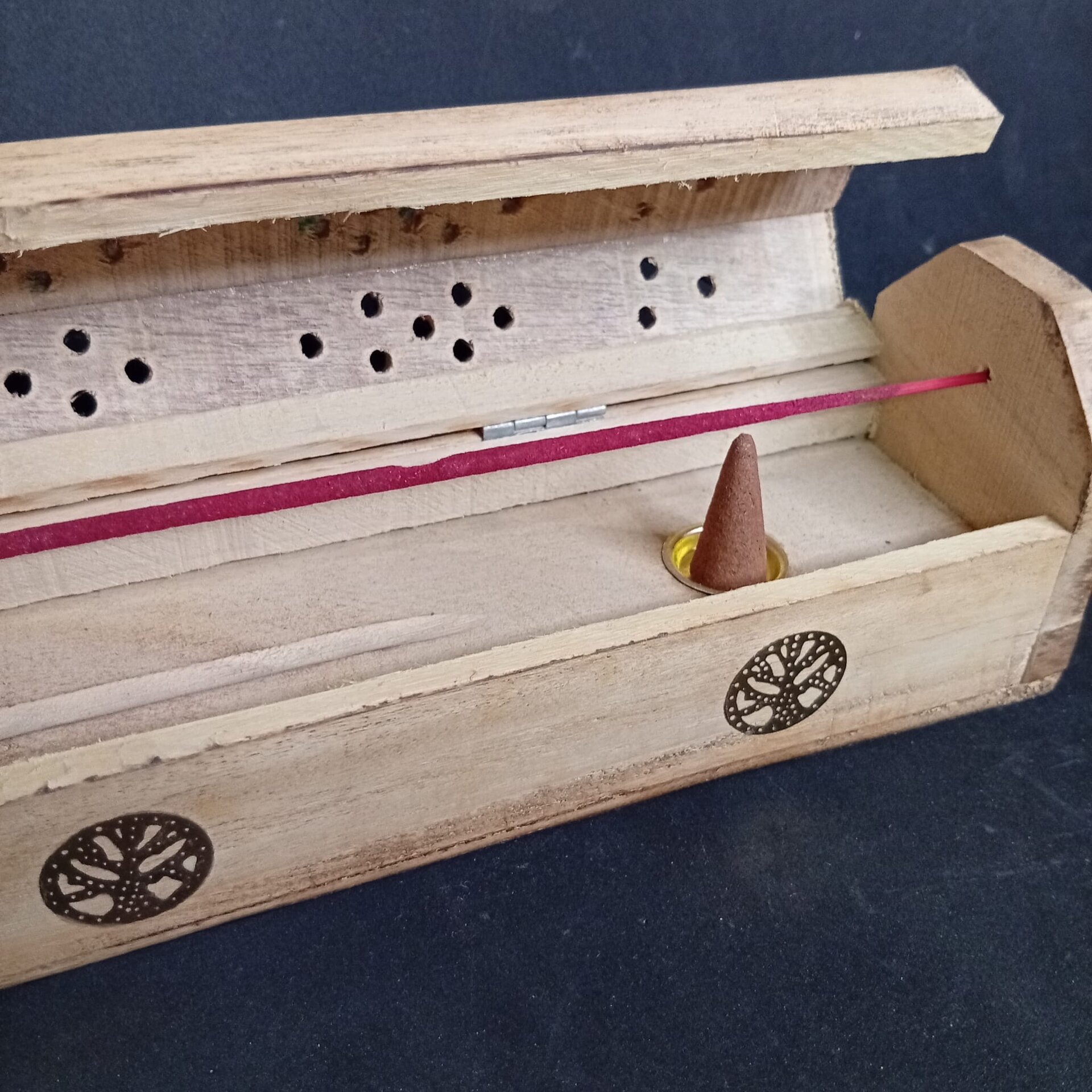 Baúl Porta Inciensos de Madera Para Conos y Varillas - 3