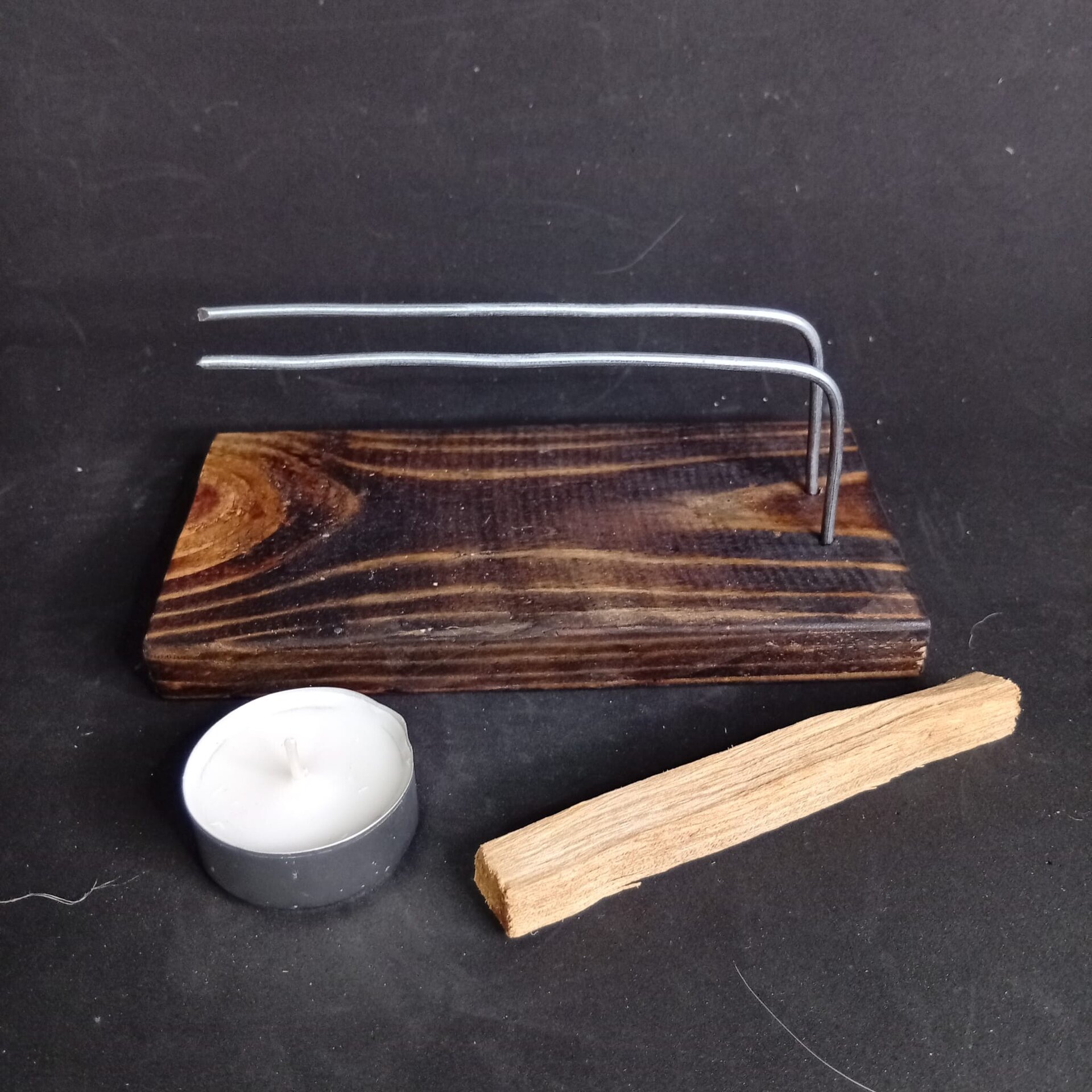 Quemador Artesanal de Palo Santo con Vela y Palo Santo Incluido - 2