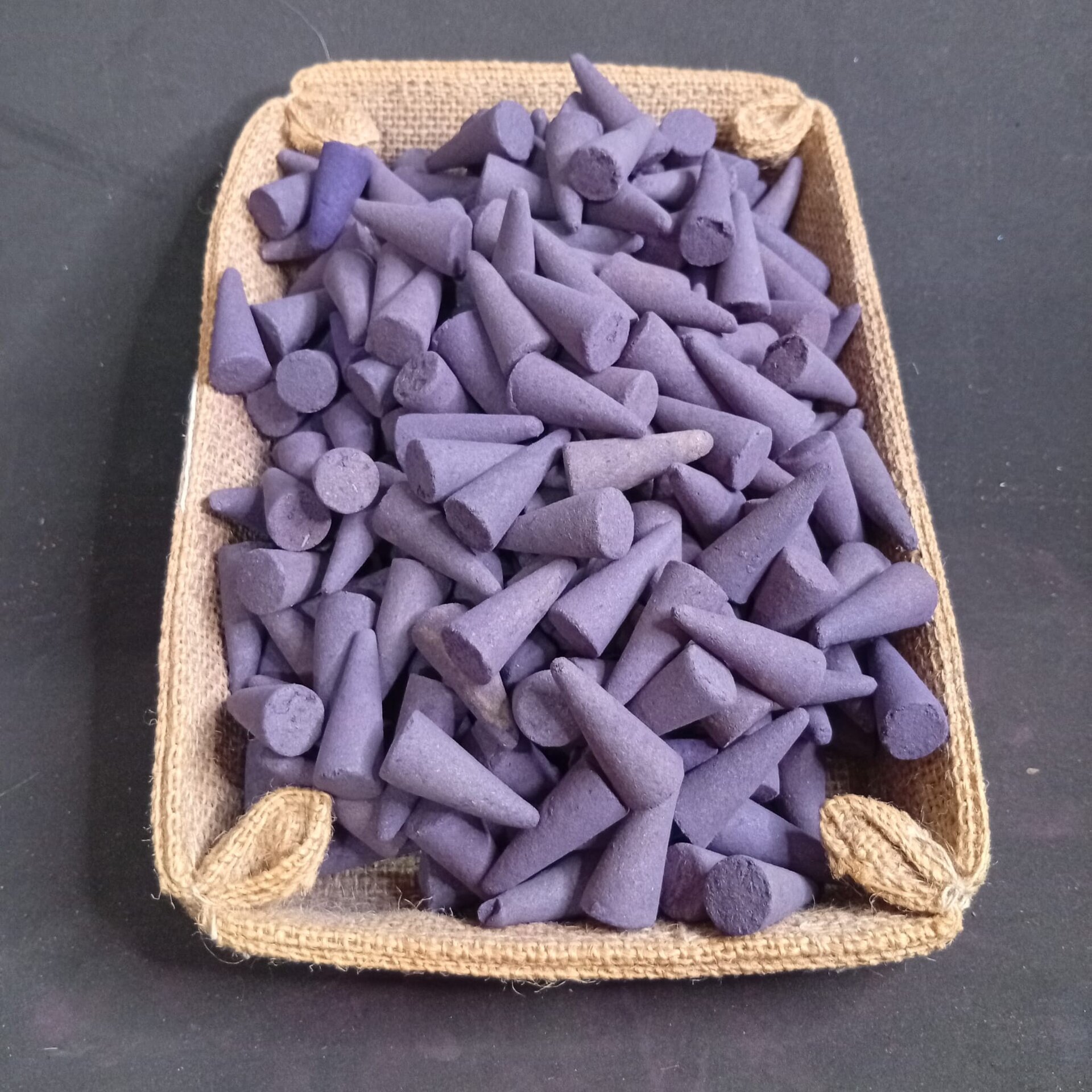 Incienso en Cono a Granel Lavanda – Aroma Calmante y Natural - 2
