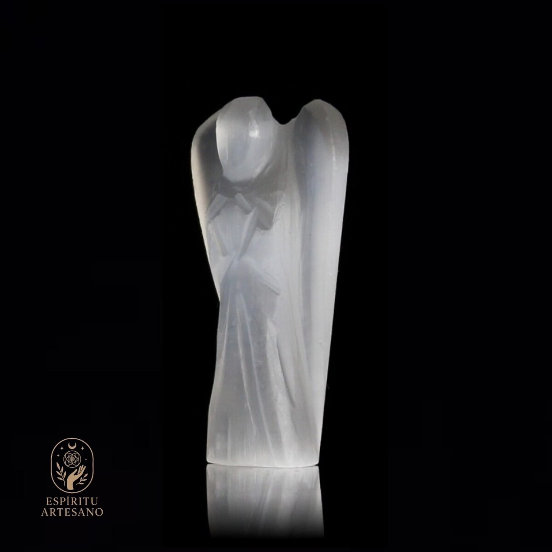 Ángel de la Intuición Tallado en Selenita – Arcángel Gabriel - 2